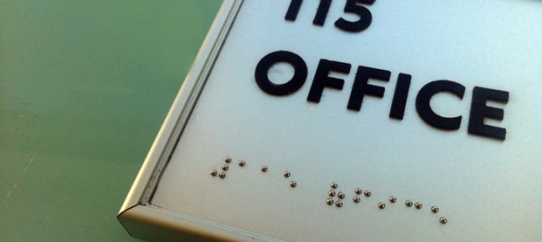 Señalética Braille